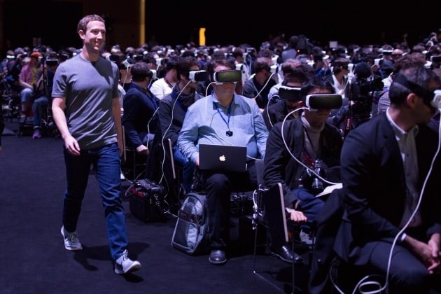 Maschere realtà virtuale Facebook