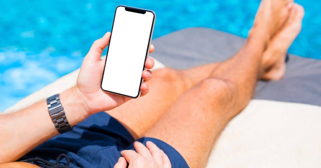 Come promuovere la tua attività online in vista dell’estate: strategie digitali vincenti