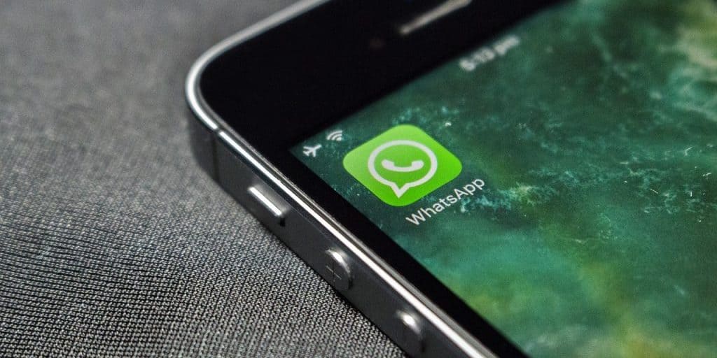 Tradurre i messaggi su WhatsApp per iPhone